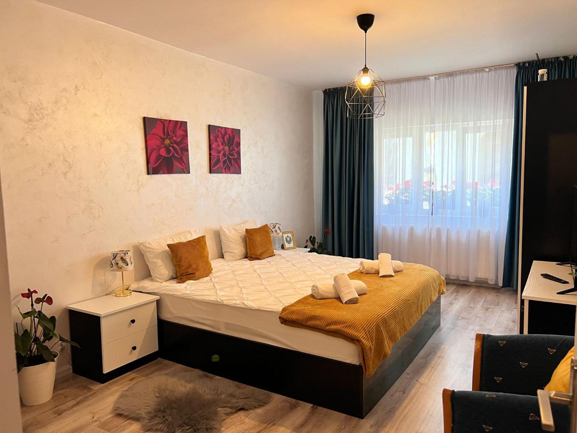 Sweet Home Apartament เปรดัล ภายนอก รูปภาพ
