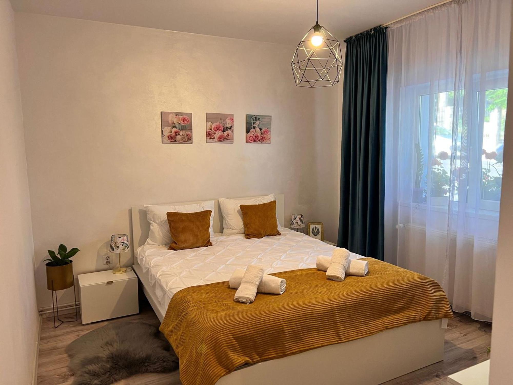Sweet Home Apartament เปรดัล ภายนอก รูปภาพ